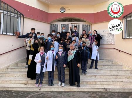مؤسسة أهداف نفذت دورة إسعافات أولية لطلبة مدرسة الهدى غرب مدينة غزة